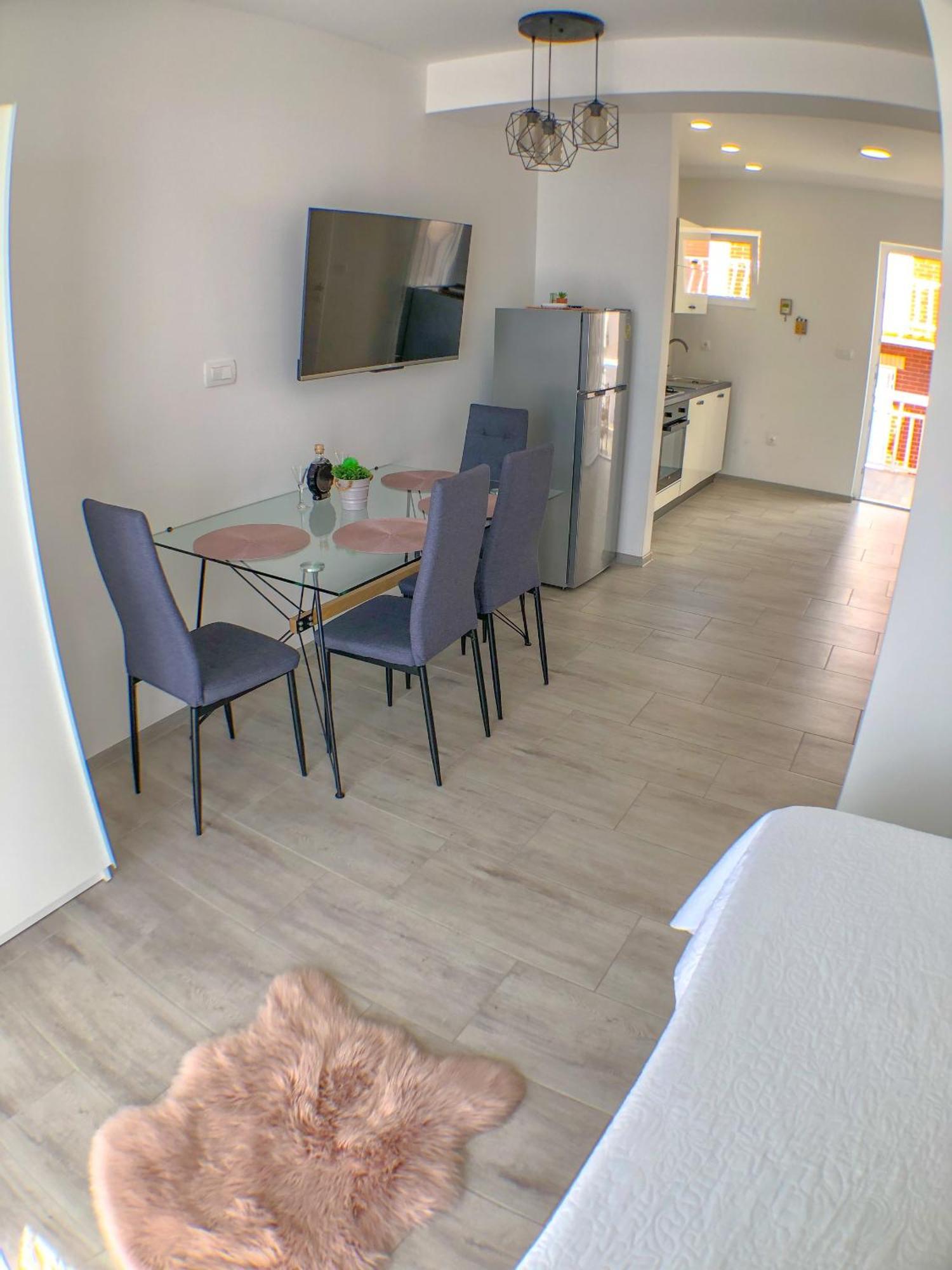 Apartments By The Sea Gradac, Makarska - 13181 Gradac  Room photo